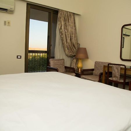 Mg Nefertiti Hotel Al-Minja Zewnętrze zdjęcie