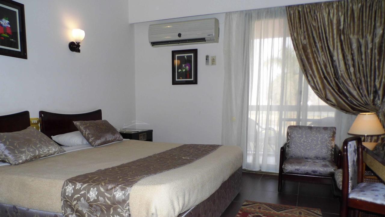 Mg Nefertiti Hotel Al-Minja Zewnętrze zdjęcie