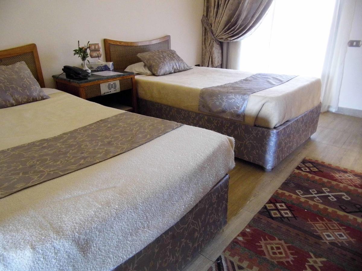 Mg Nefertiti Hotel Al-Minja Zewnętrze zdjęcie