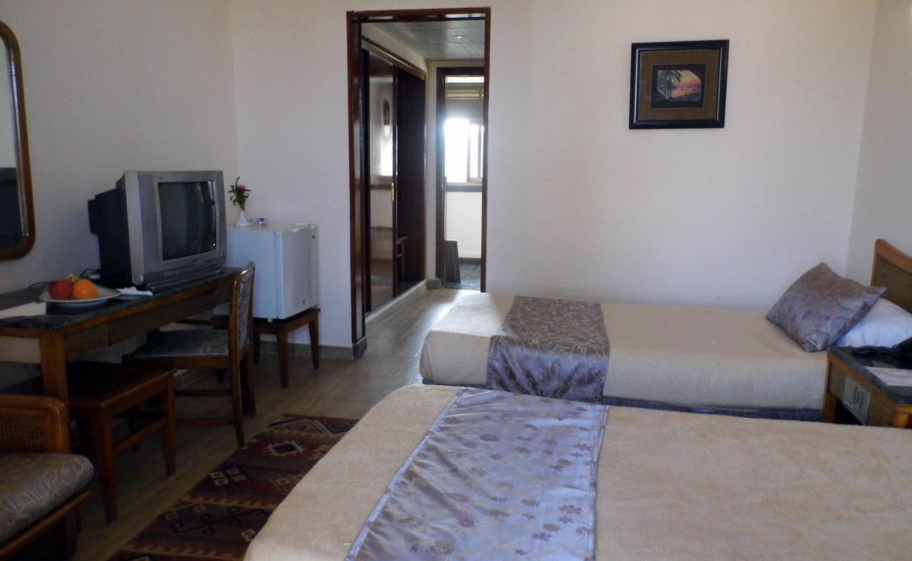 Mg Nefertiti Hotel Al-Minja Zewnętrze zdjęcie