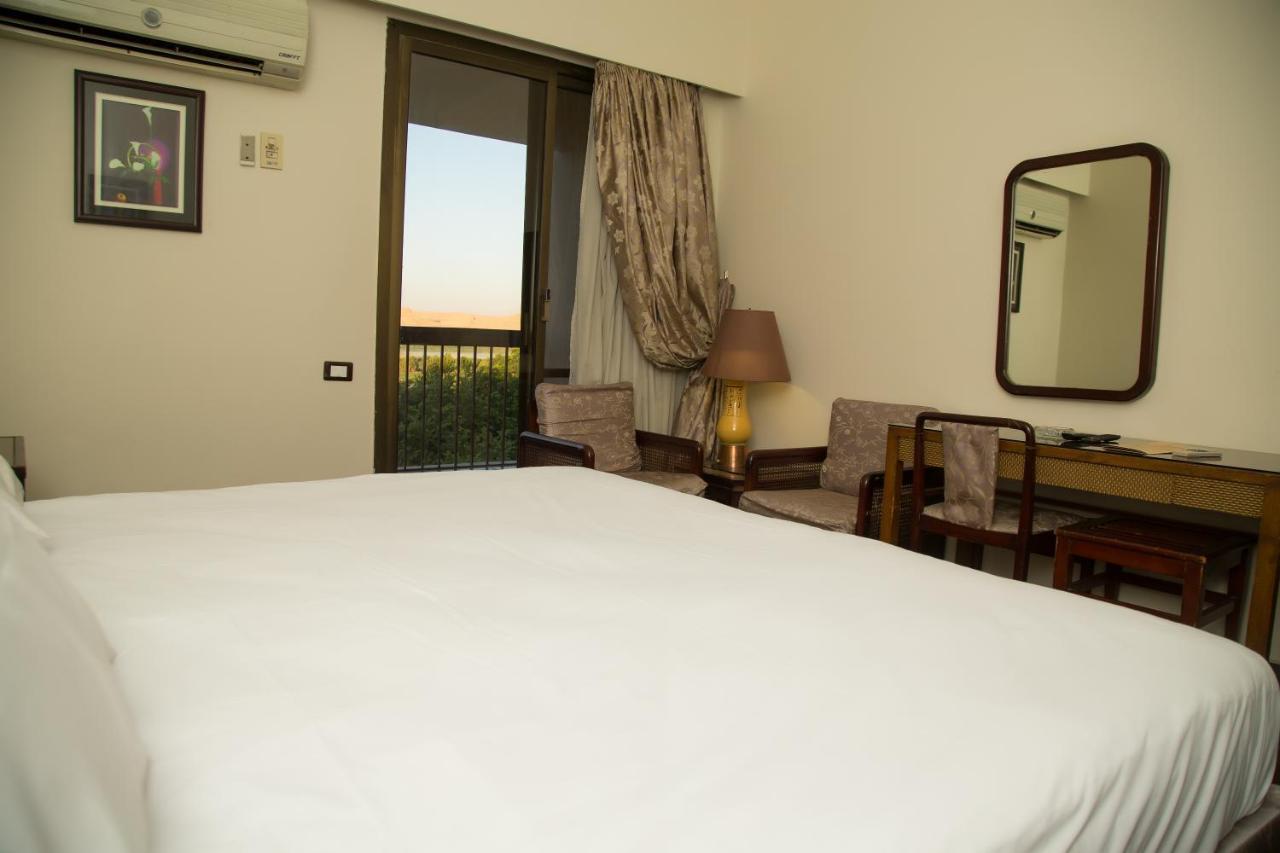 Mg Nefertiti Hotel Al-Minja Zewnętrze zdjęcie